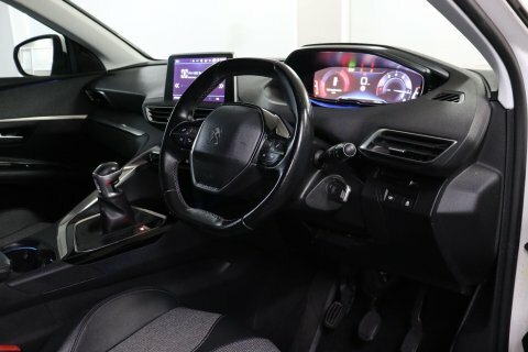 Peugeot 3008 2019 69 Puretech YH69GSY White #4