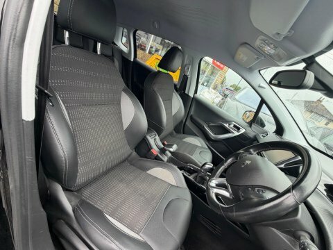 Peugeot 2008 Puretech Active Grey #8