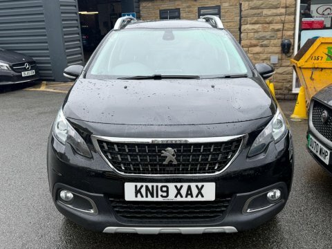 Peugeot 2008 2019 19 Bluehdi Black #2