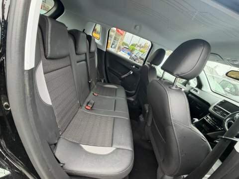 Peugeot 2008 Puretech Active Grey #10