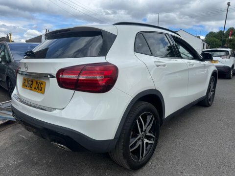 Mercedes-Benz GLA Class 2018 68 Gla White #4