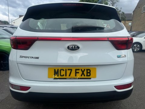 Kia Sportage 2017 17 Crdi MC17FXB White #3