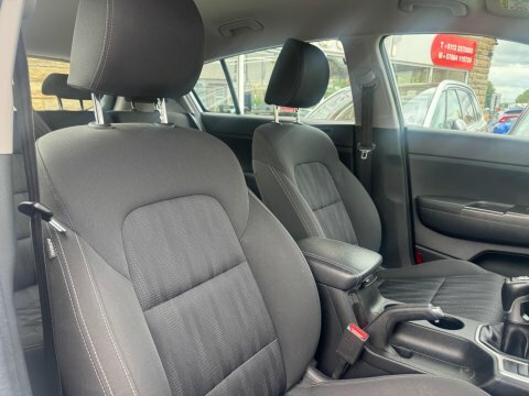 Kia Sportage 2017 17 Crdi MC17FXB White #4