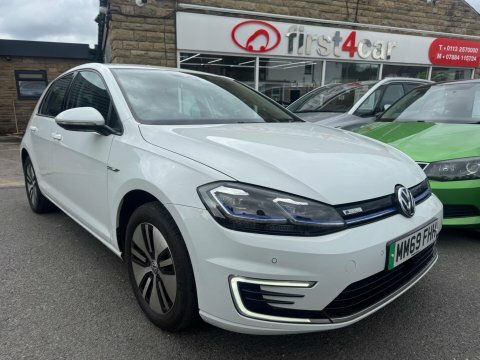 Volkswagen e-Golf Carplaypark Sensornavigation White