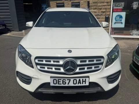 Mercedes-Benz GLA Class 2017 67 Gla White #2