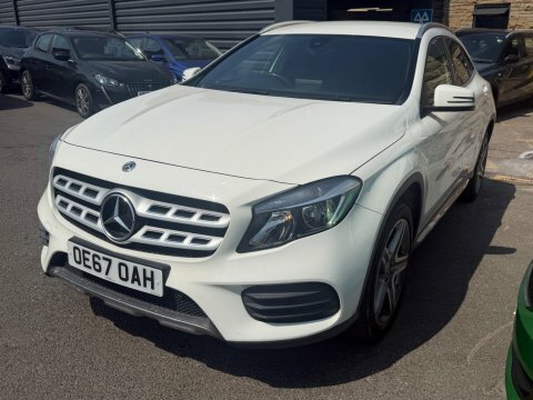 Mercedes-Benz GLA Class 2017 67 Gla White #3