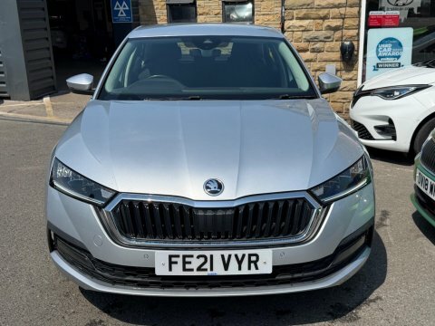 Skoda Octavia 2021 21 Se Silver #2
