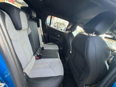 Peugeot e-208 50Kwh Gt Premium Black #29