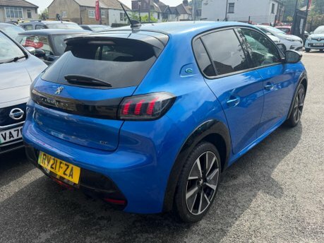 Peugeot e-208 50Kwh Gt Premium Black #25