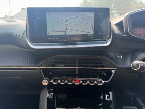 Peugeot e-208 50Kwh Gt Premium Black #15