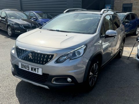 Peugeot 2008 2008 Allure Premium Puretech Ss White #3