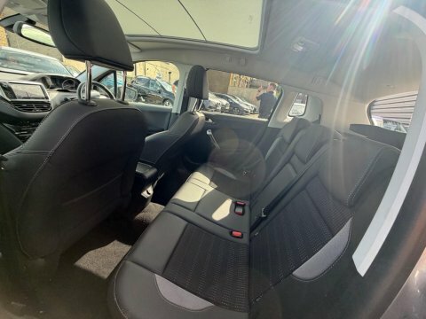 Peugeot 2008 2008 Allure Premium Puretech Ss White #9