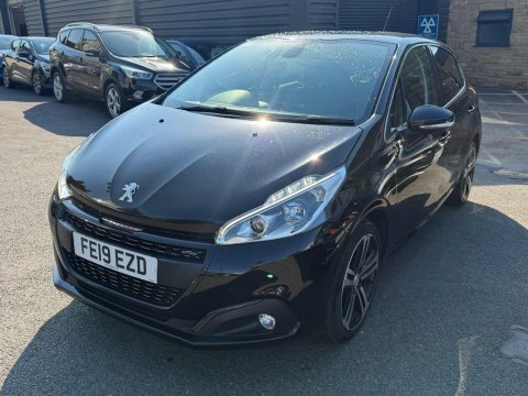 Peugeot 208 2019 19 S Black #3