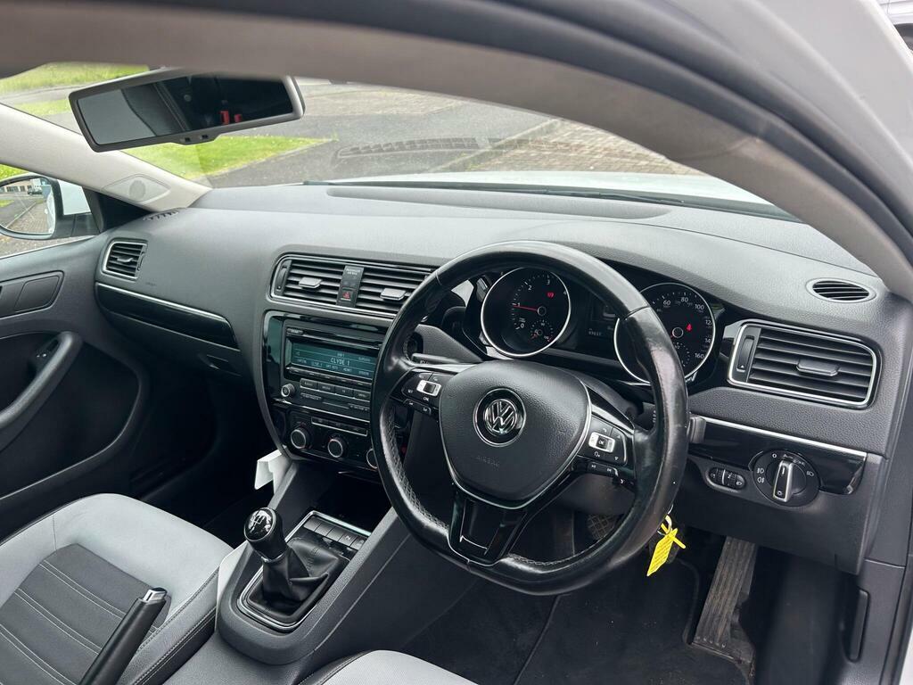 Volkswagen Jetta 2L Se Grey #9