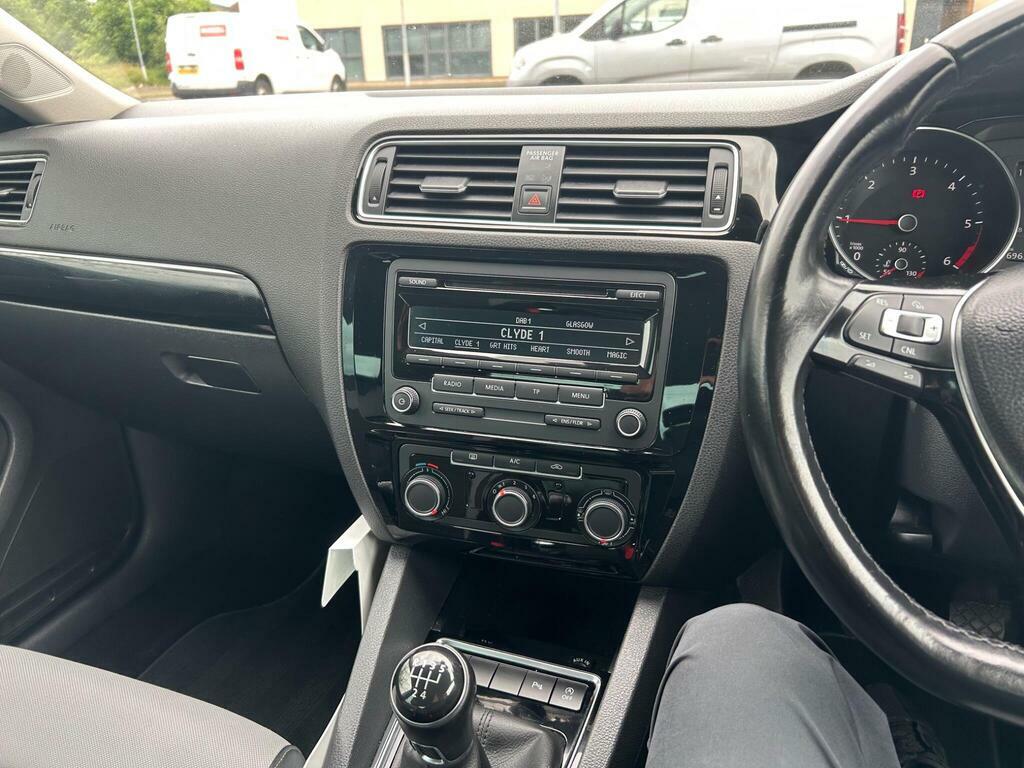Volkswagen Jetta 2L Se Grey #14