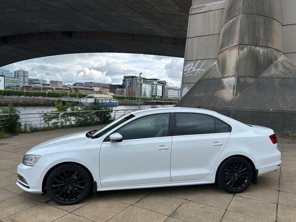 Volkswagen Jetta 2.0 Tdi Bluemotion Tech Gt Euro 6 S S White #3