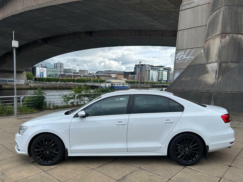Volkswagen Jetta 2.0 Tdi Bluemotion Tech Gt Euro 6 S S White #4