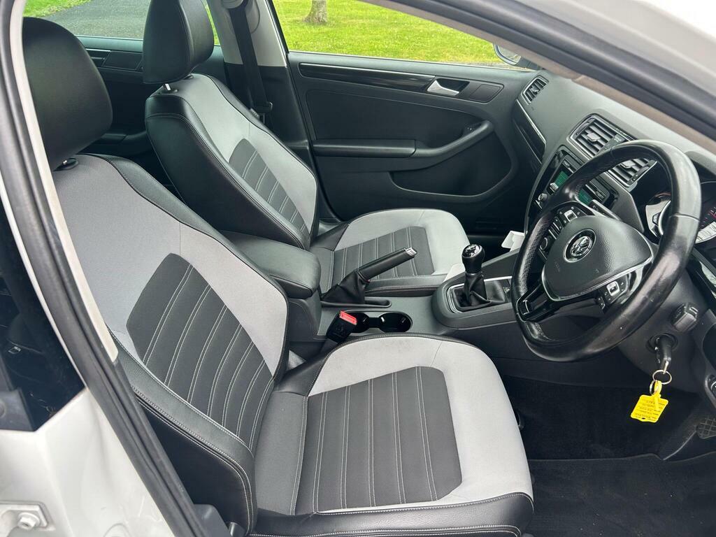 Volkswagen Jetta 2L Se Grey #10