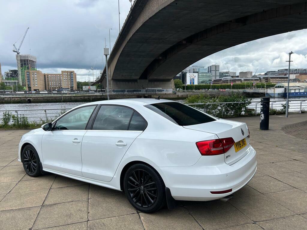 Volkswagen Jetta 2.0 Tdi Bluemotion Tech Gt Euro 6 S S White #6