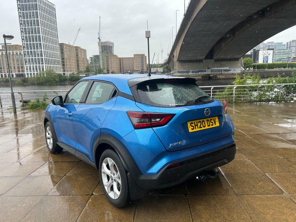 Nissan Juke Acenta Black #12