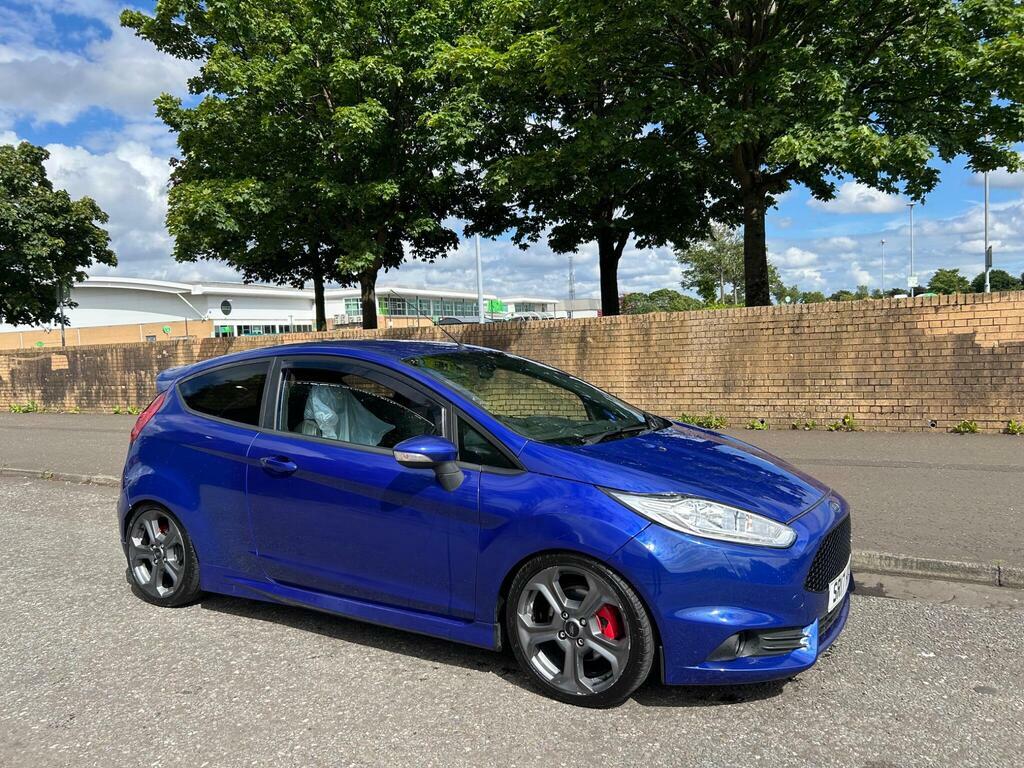 Ford Fiesta Zetec T White #3