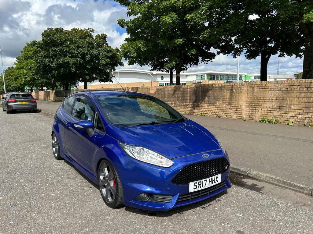 Ford Fiesta Zetec T White #4