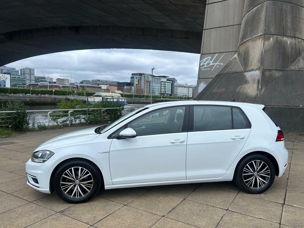 Volkswagen Golf 1.5 Tsi Evo Se 130 Ps Grey #4
