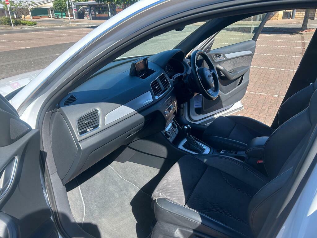 Audi Q3  Grey #17