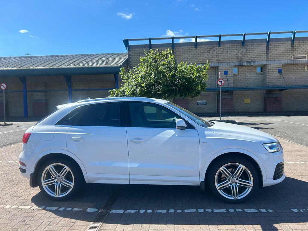 Audi Q3  Grey #12