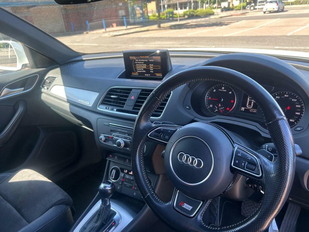 Audi Q3  Grey #13