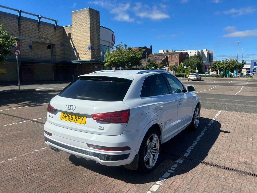 Audi Q3  Grey #10