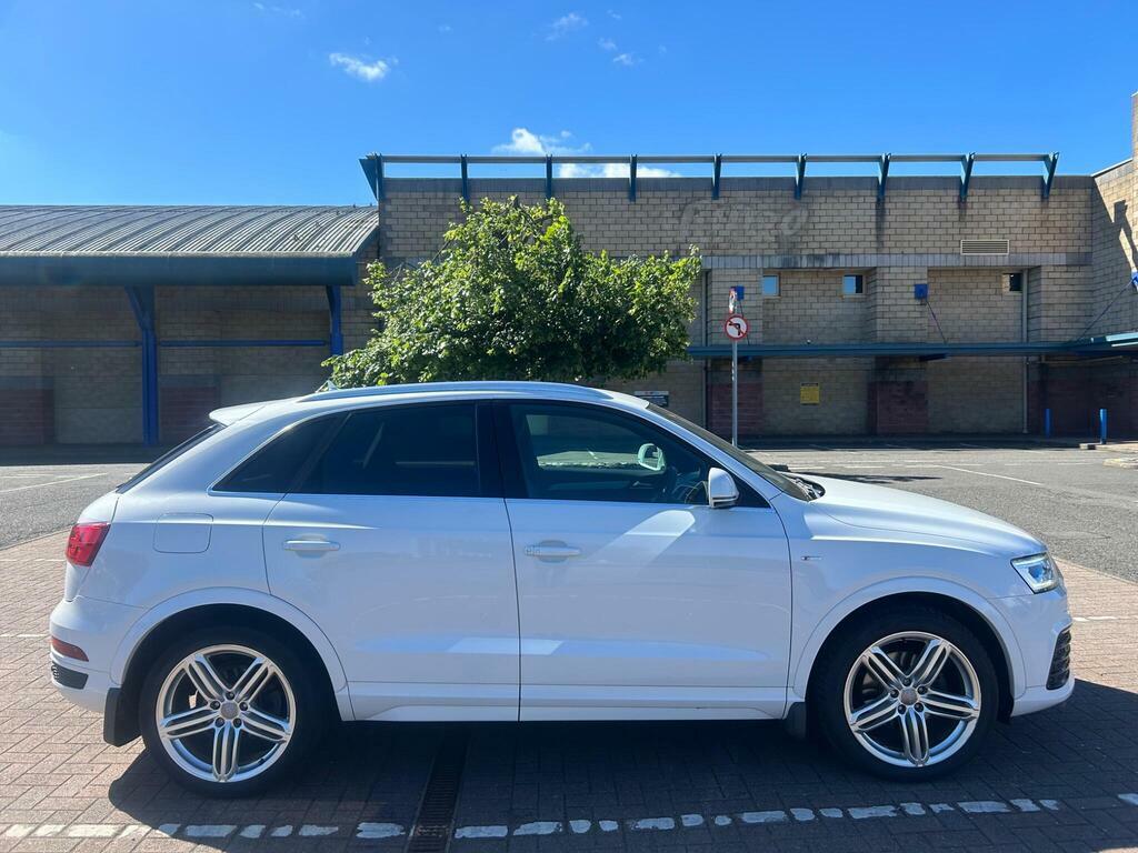 Audi Q3  Grey #11