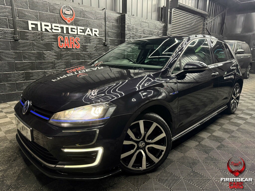 Volkswagen Golf Golf Gti Red #1