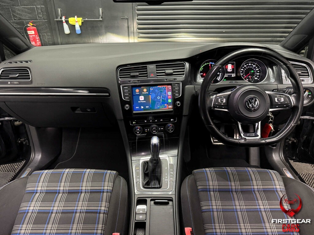 Volkswagen Golf Golf Gti Red #25