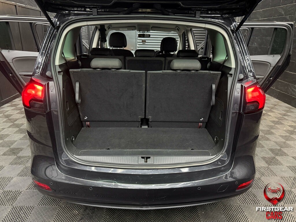 Vauxhall Zafira Tourer Design Red #39
