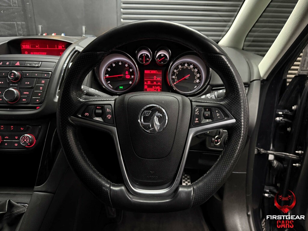 Vauxhall Zafira Tourer Design Red #28
