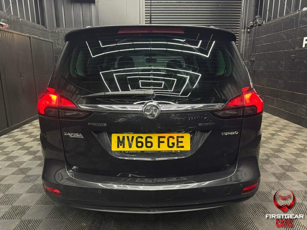 Vauxhall Zafira Tourer Design Red #10