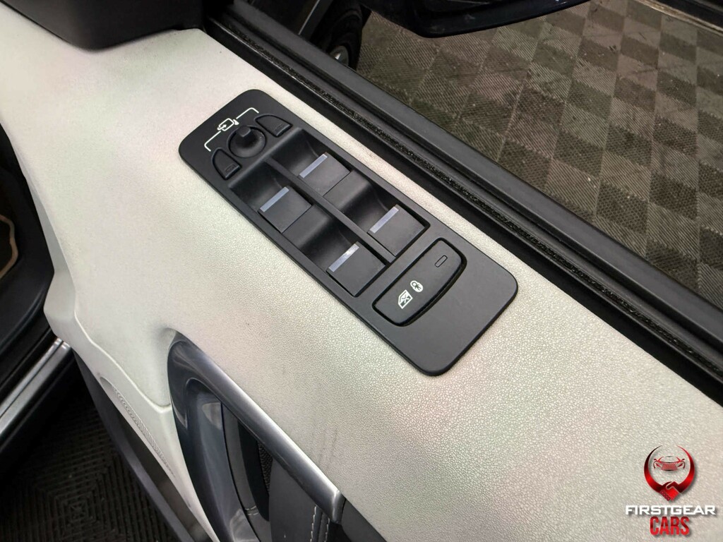 Land Rover Discovery Sport Se Tech Grey #37