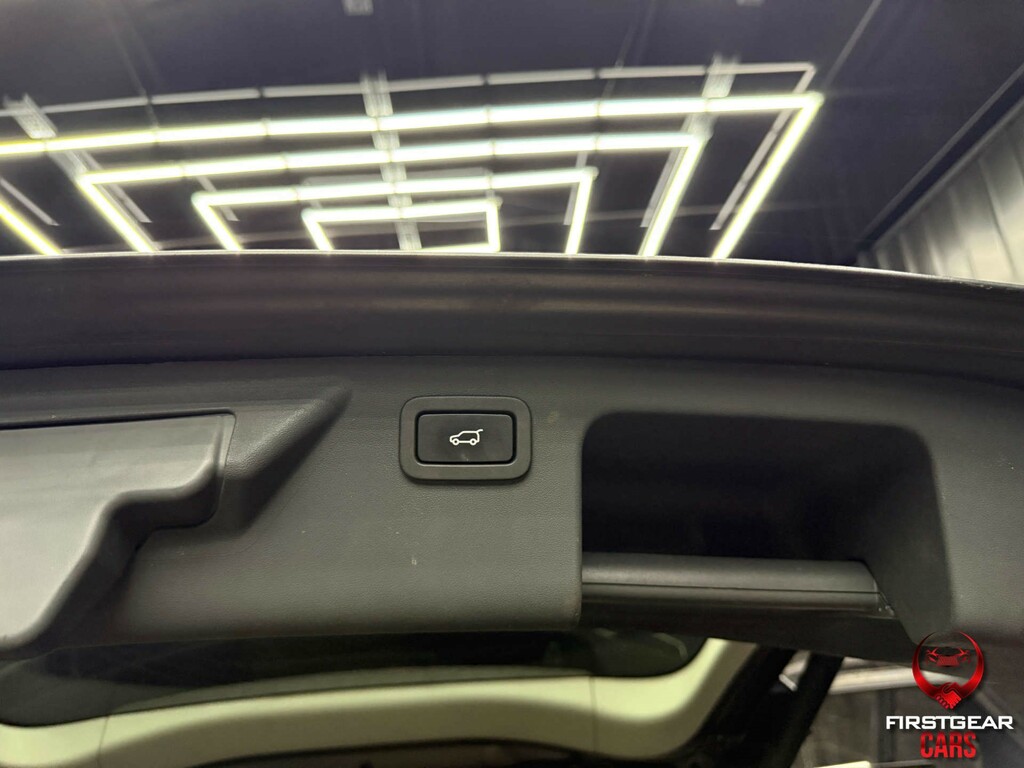 Land Rover Discovery Sport Se Tech Grey #40