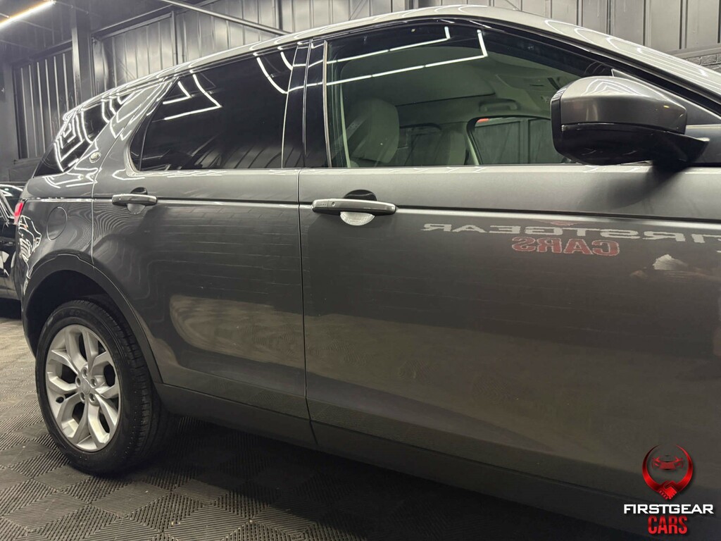 Land Rover Discovery Sport Se Tech Grey #8