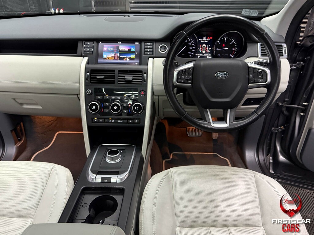 Land Rover Discovery Sport Se Tech Grey #28