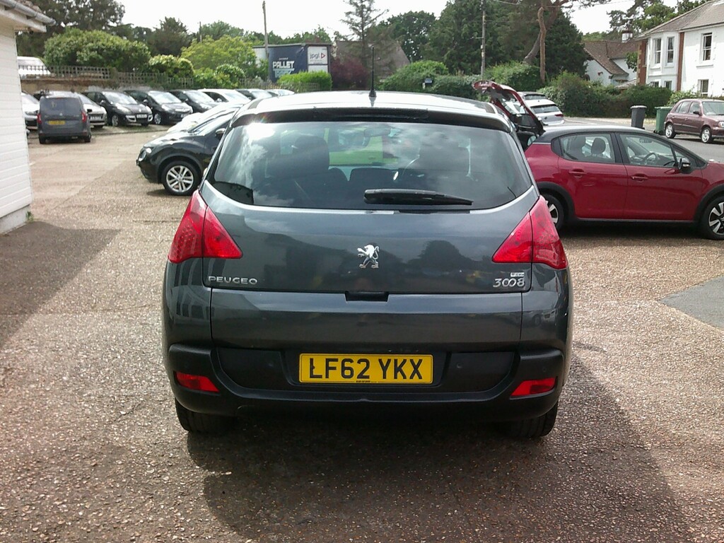 Peugeot 3008 Suv 1.6 E-hdi Active 2012 LF62YKX Grey #3