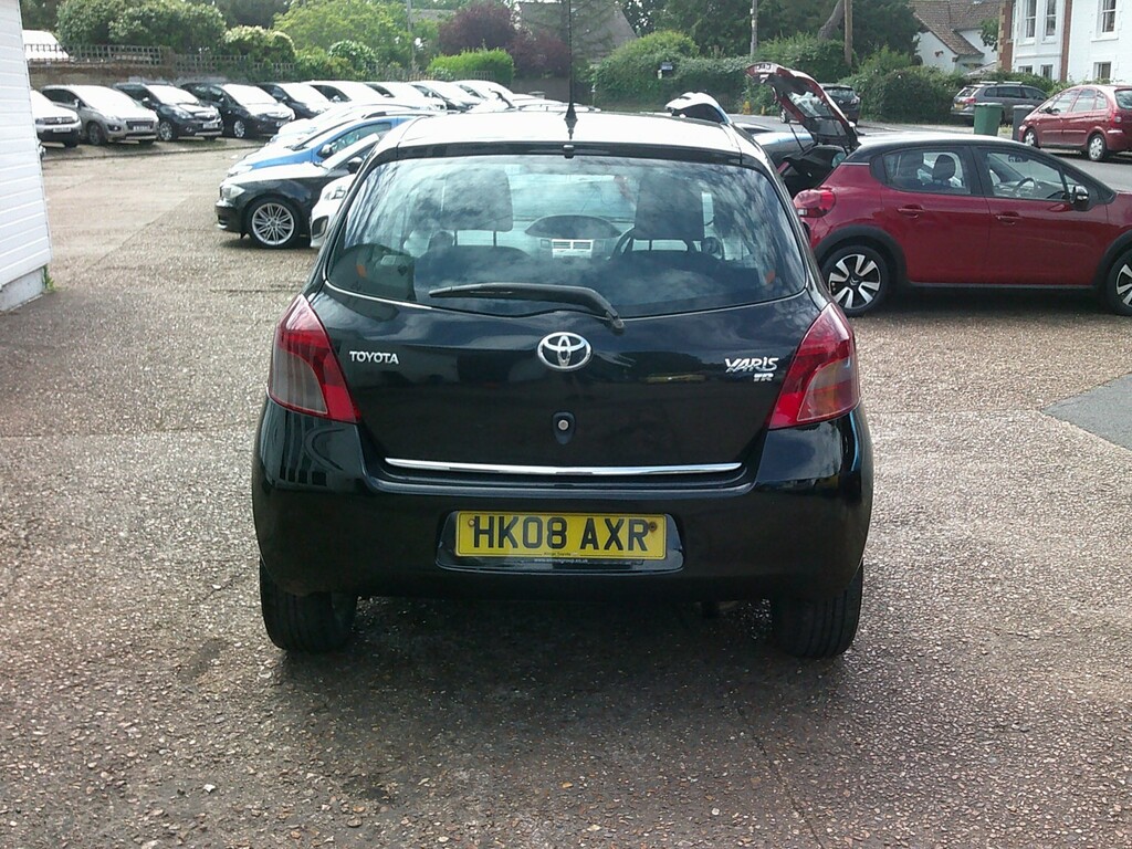 Toyota Yaris 1.4 D-4d Tr Black #3