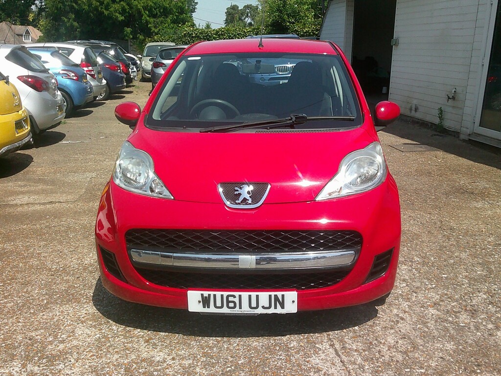 Peugeot 107 1.0 12V Urban Red #5