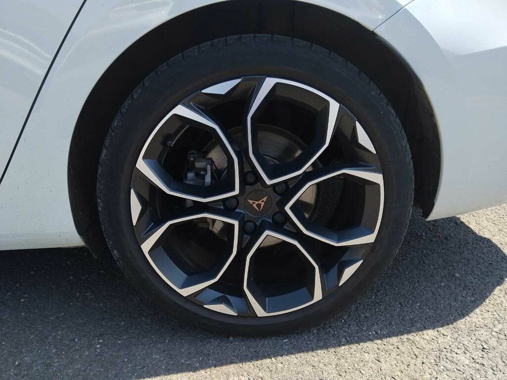 Cupra Leon 1.5 Ehybrid 204 V1 Dsg OE25YYX White #5