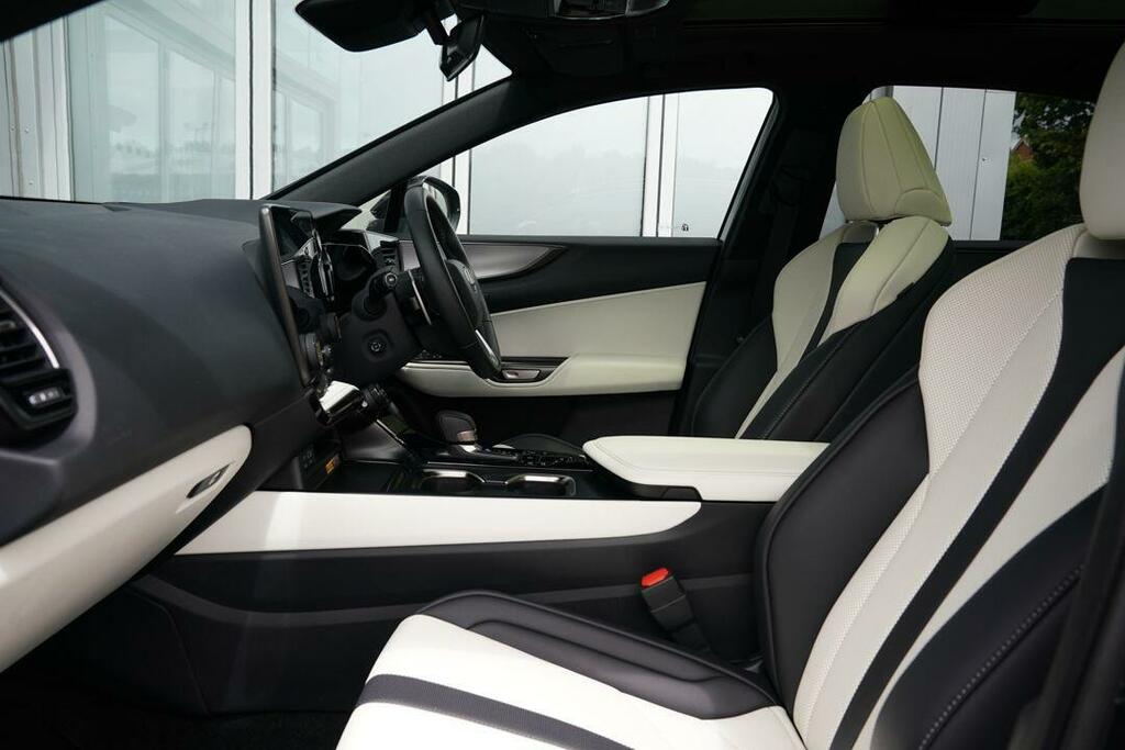 Lexus NX 450H 292 F-sport Pan Roof RV75YWE Black #6