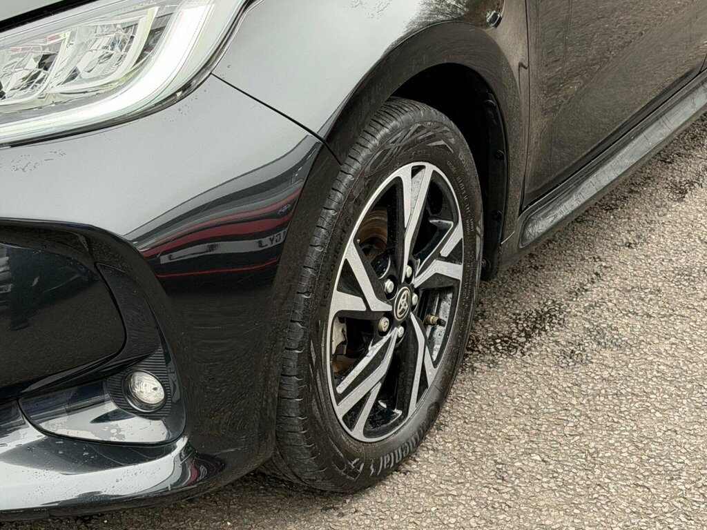 Toyota Yaris 1.5 Hybrid Design Cvt RV74NSE Black #6