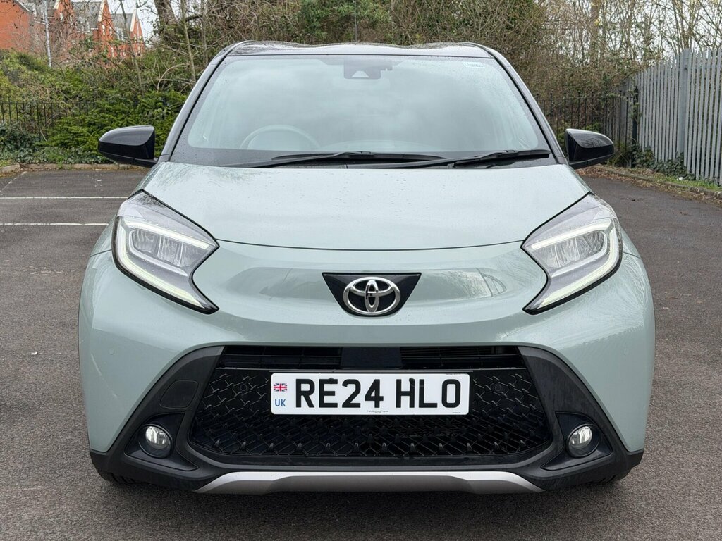 Toyota Aygo X 1.0 Vvt-i Exclusive RE24HLO #3