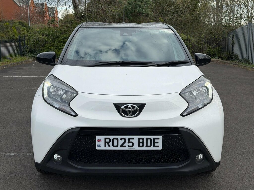 Toyota Aygo X 1.0 Vvt-i Edge RO25BDE White #3