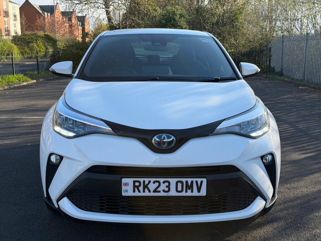 Toyota C-Hr 1.8 Hybrid Icon Cvt RK23OMV White #3